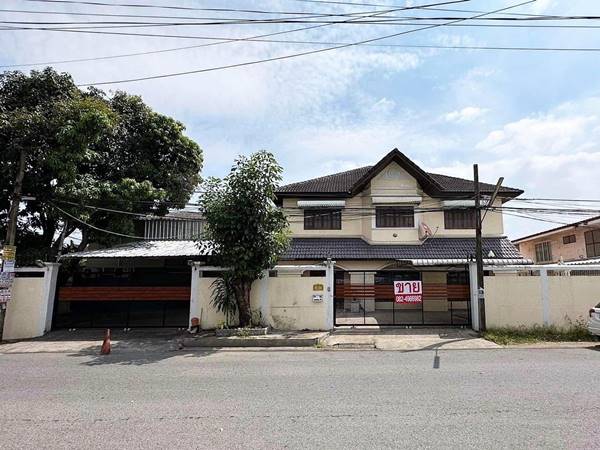 ขายบ้านเดี่ยว 111 ตรว. หลังมุม นวมินทร์70 หน้าโรงเรียนบดินทร2 (ตลาดปัฐวิกรณ์)